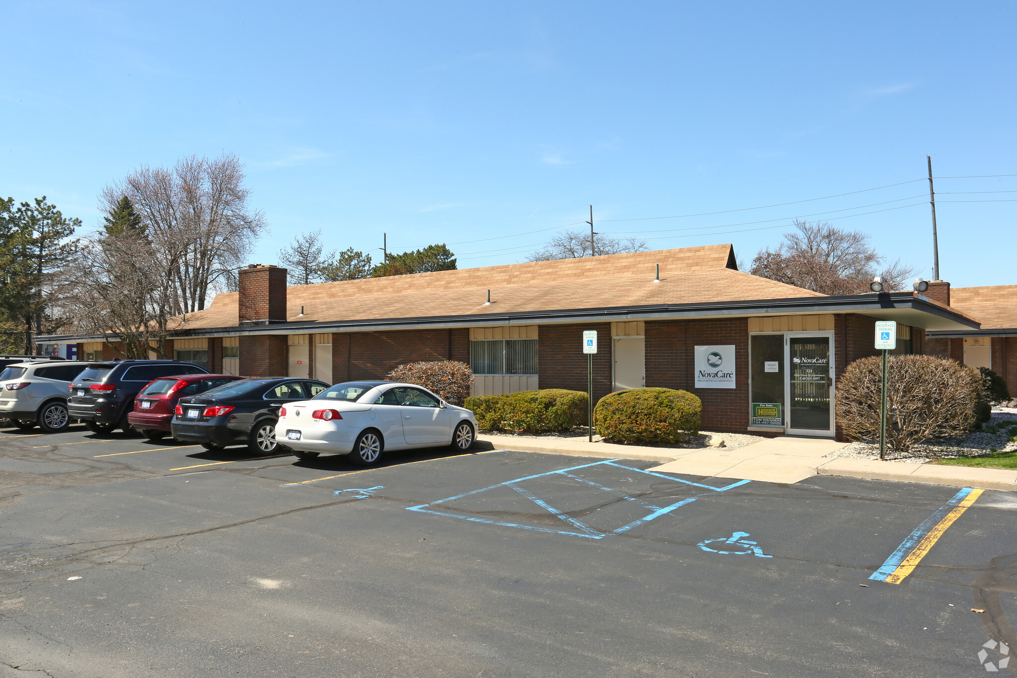 118-124 Cole Rd, Monroe, MI for Sale