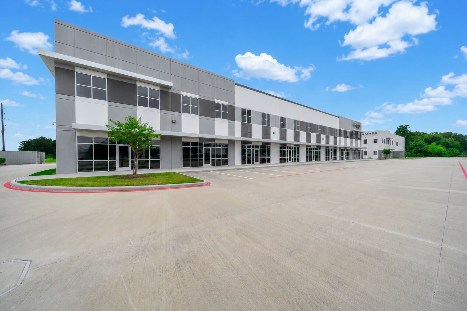 13911 Service Center Dr, Tomball, TX for Rent