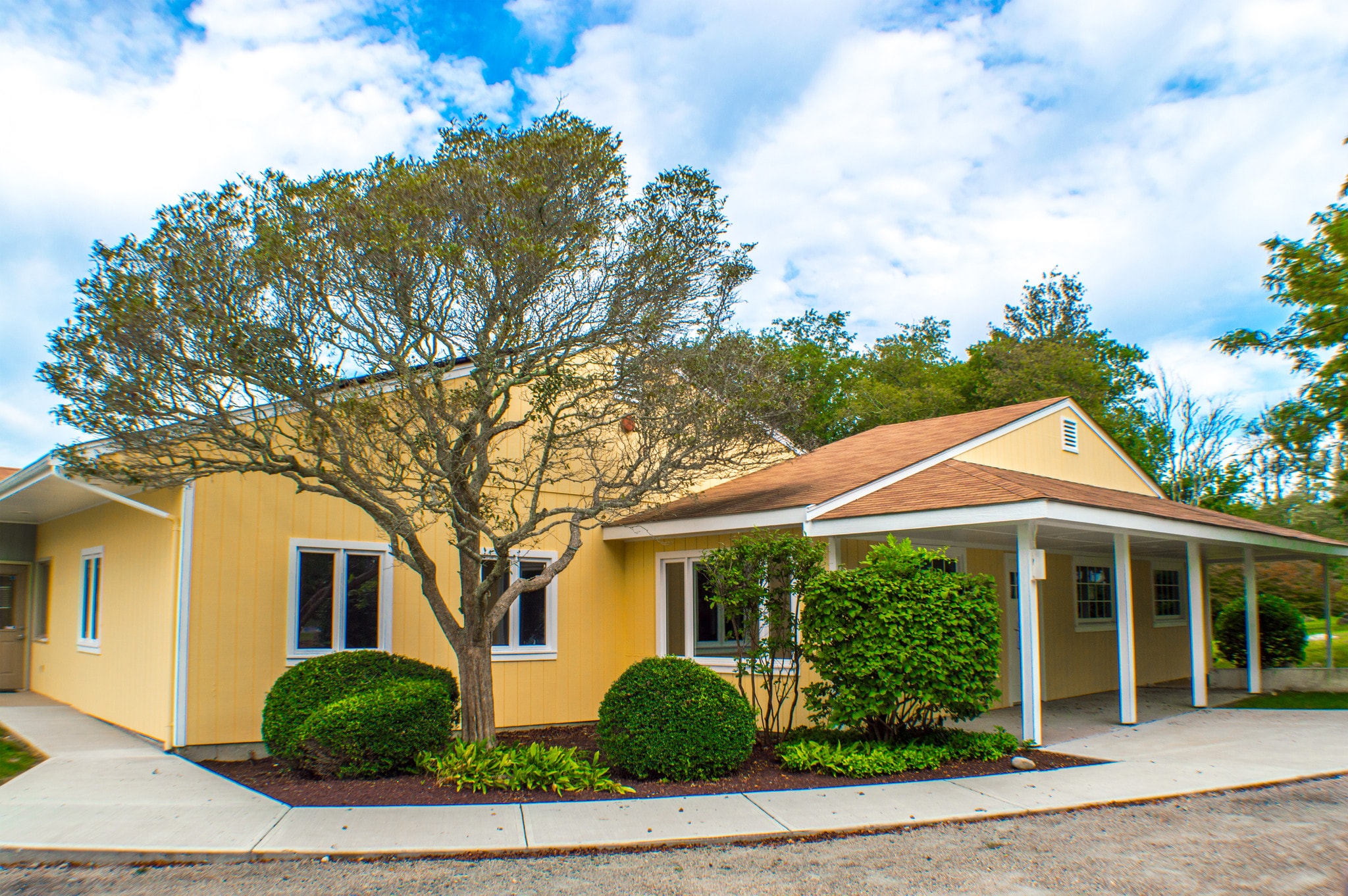 999 Main Rd, Westport, MA for Rent