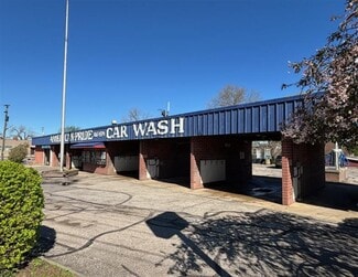 Cleveland, OH Car Washes - 8410 Detroit Ave