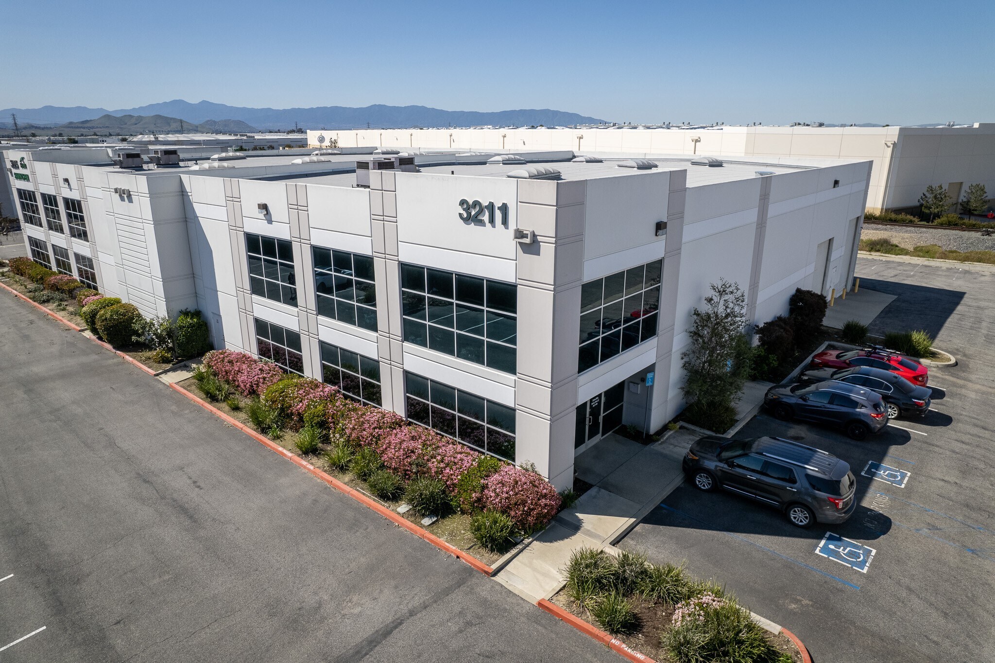 32113225 Grapevine St Jurupa Valley, CA 91752 Industrial Property