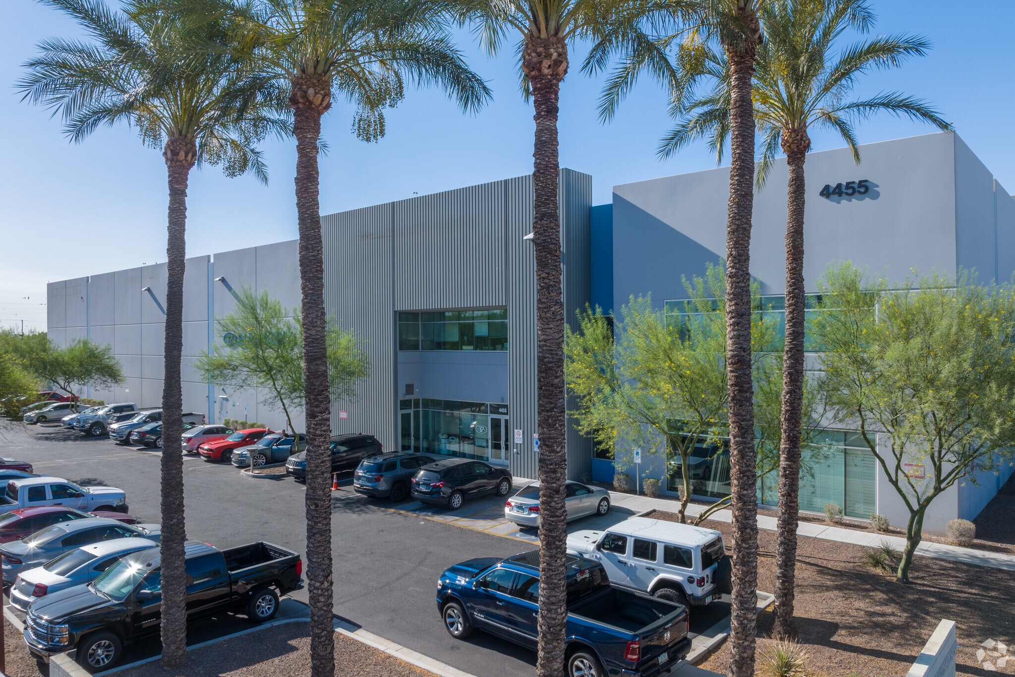 4455 W Camelback Rd, Phoenix, AZ for Rent
