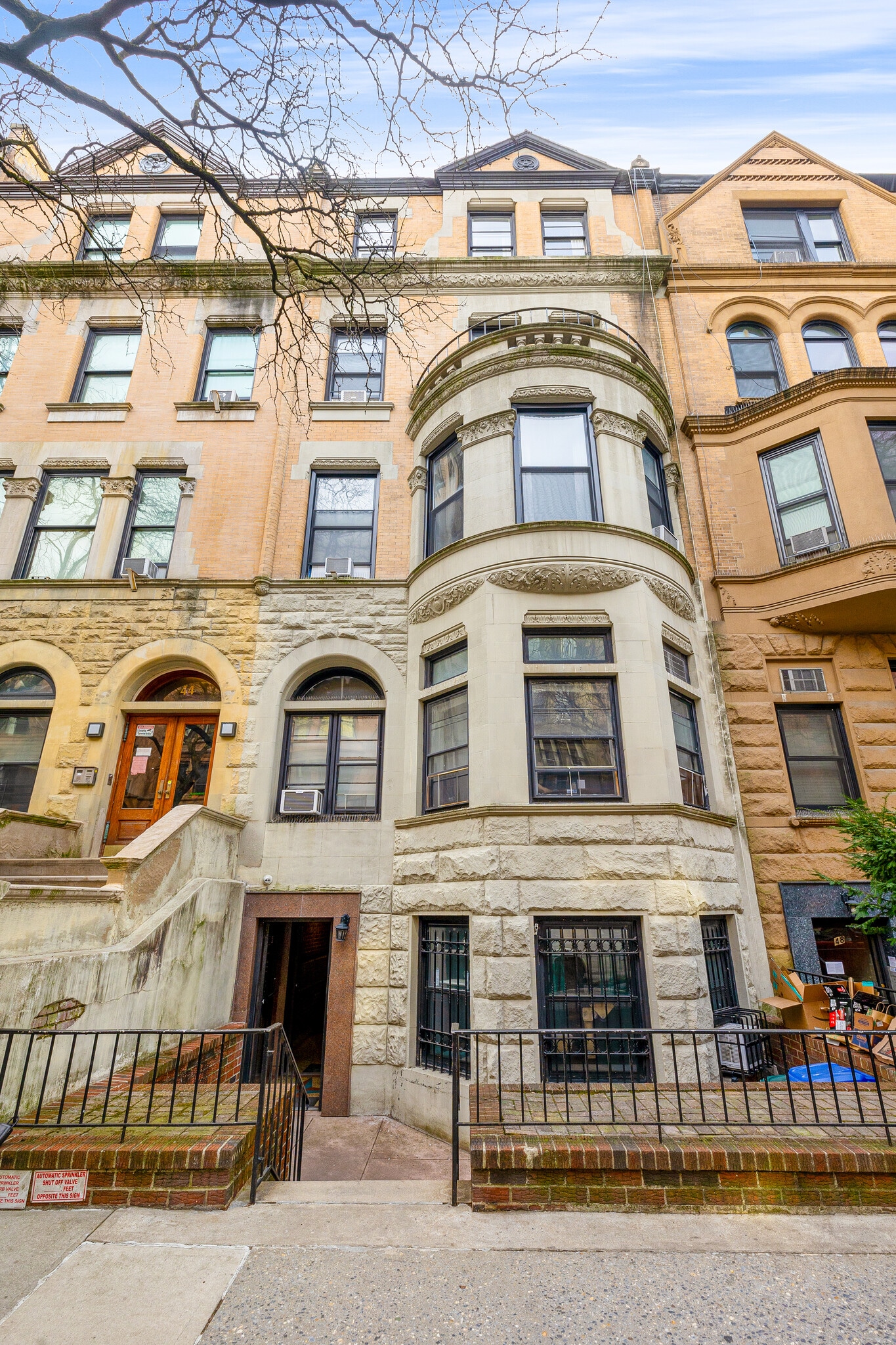 46 W 87th St, New York, NY for Sale