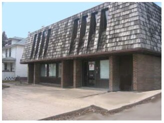 1524 38th St, Rock Island, IL for Sale