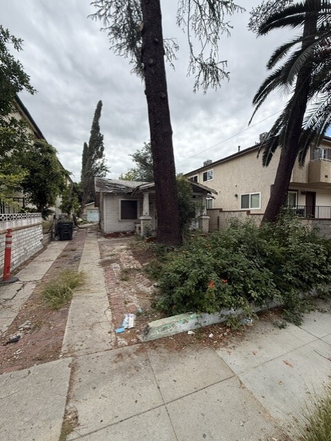 482 E Santa Anita Ave, Burbank, CA for Sale