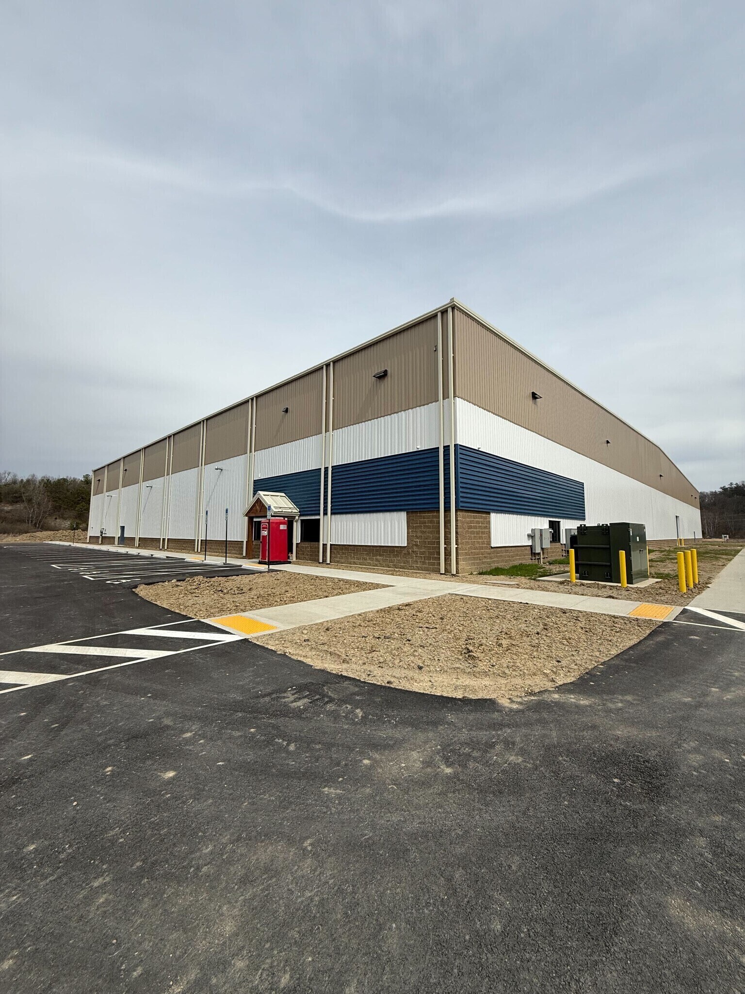 5885 Industrial Dr., Athens, OH for Rent