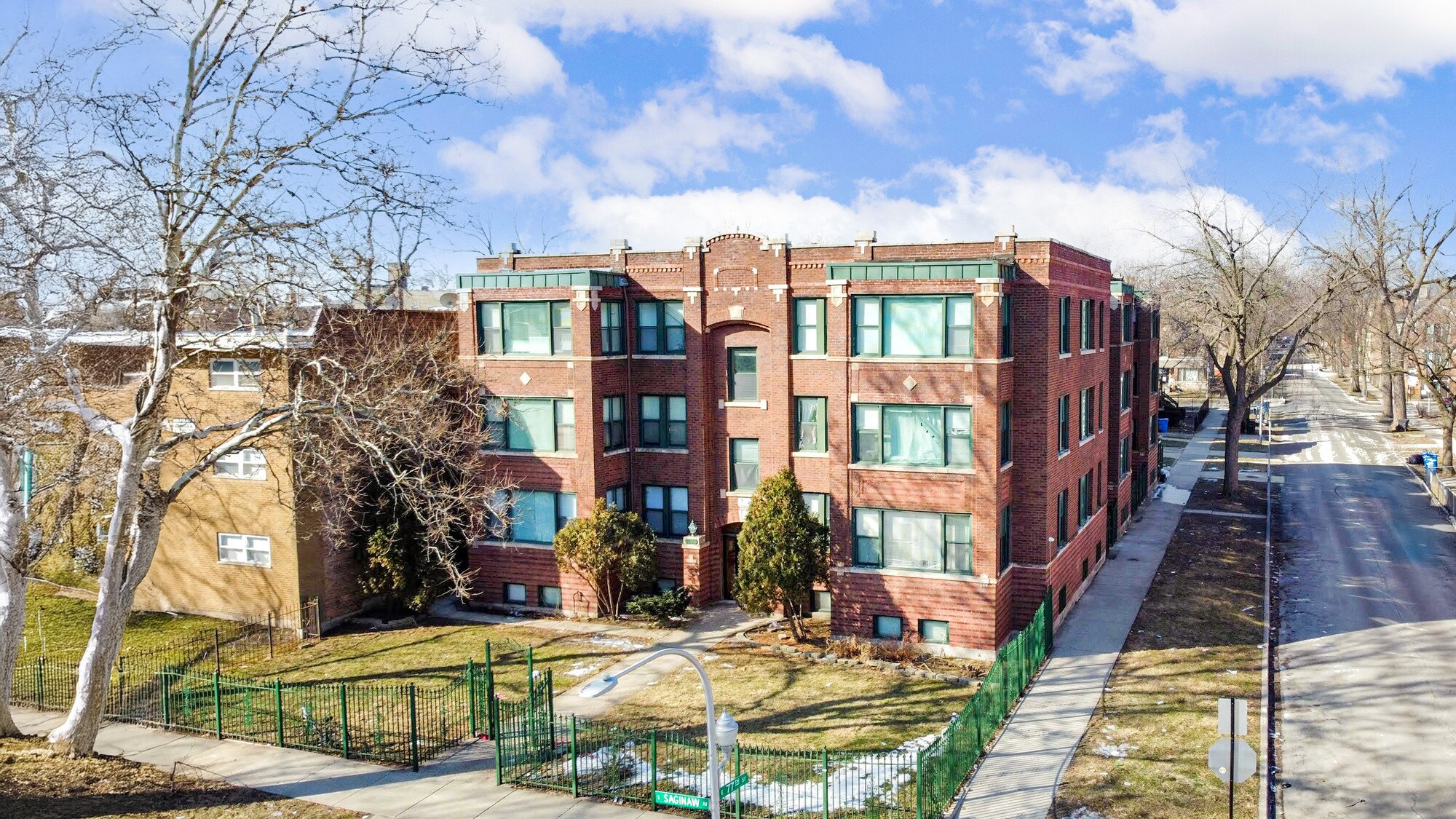 7700 S Saginaw Ave, Chicago, IL for Sale