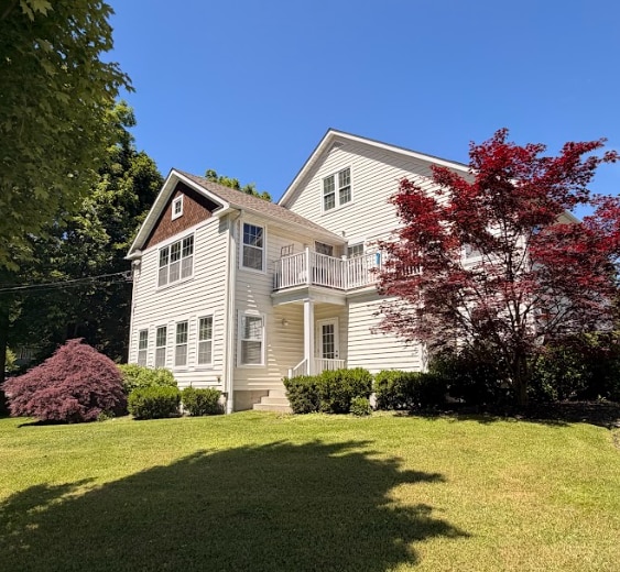 907 Main St, Port Jefferson, NY for Rent