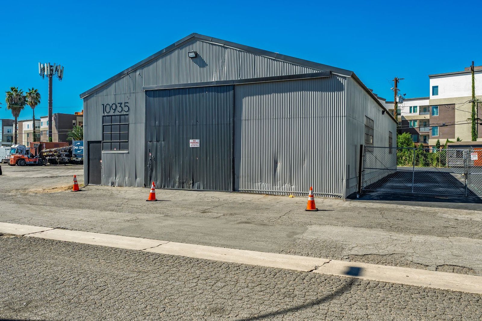 10935 Vulcan St, South Gate, CA for Sale