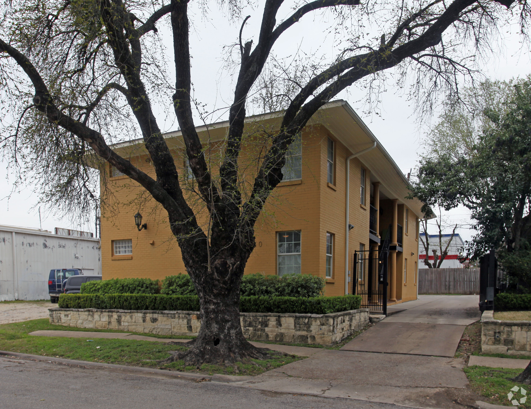 2030 Portsmouth St, Houston, TX for Sale