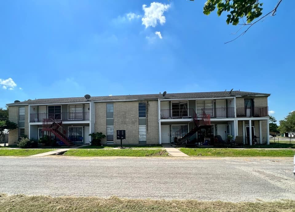 1809 Petersen St, Palacios, TX for Sale