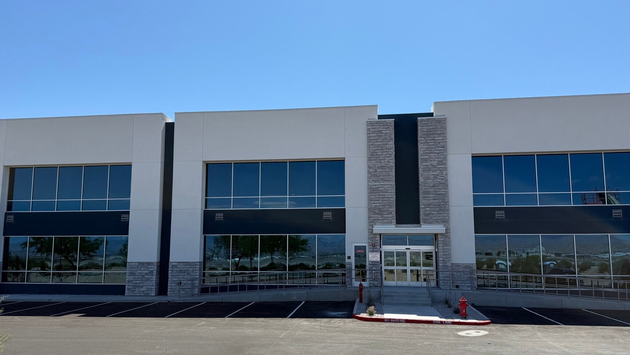 1301 Seven Hills Dr, Henderson, NV for Rent