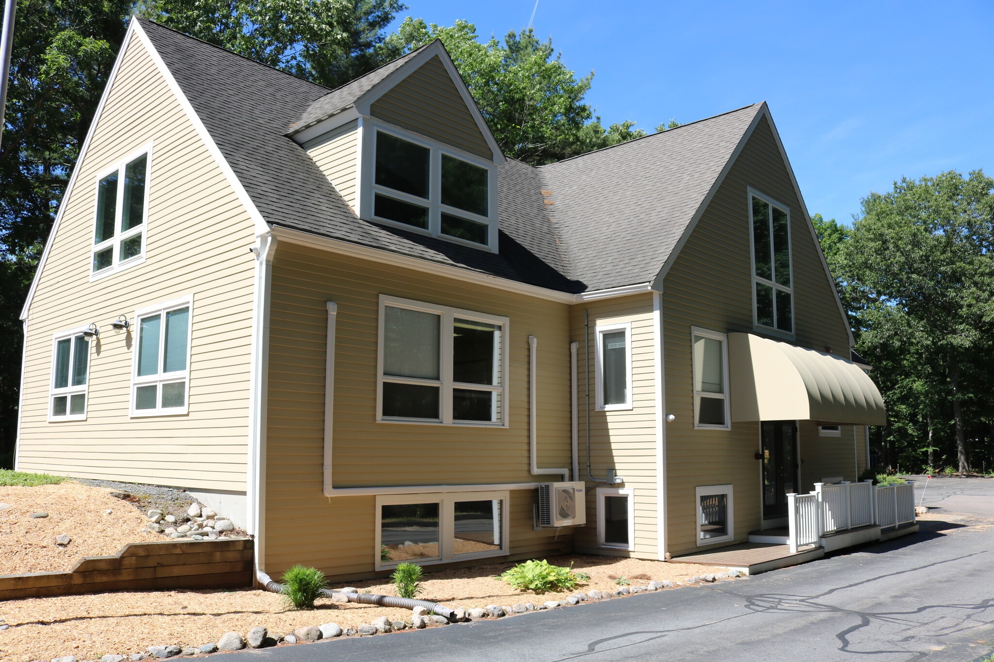 195 Hanover St, Hanover, MA for Rent