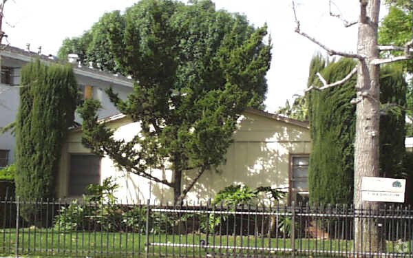 6539-6545 Sepulveda Blvd, Van Nuys, CA for Sale