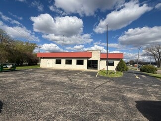 Appleton, WI Freestanding - 500 W Calumet St