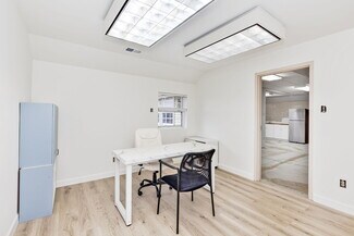 Grover, MO Office/Retail - 16962 Manchester Rd