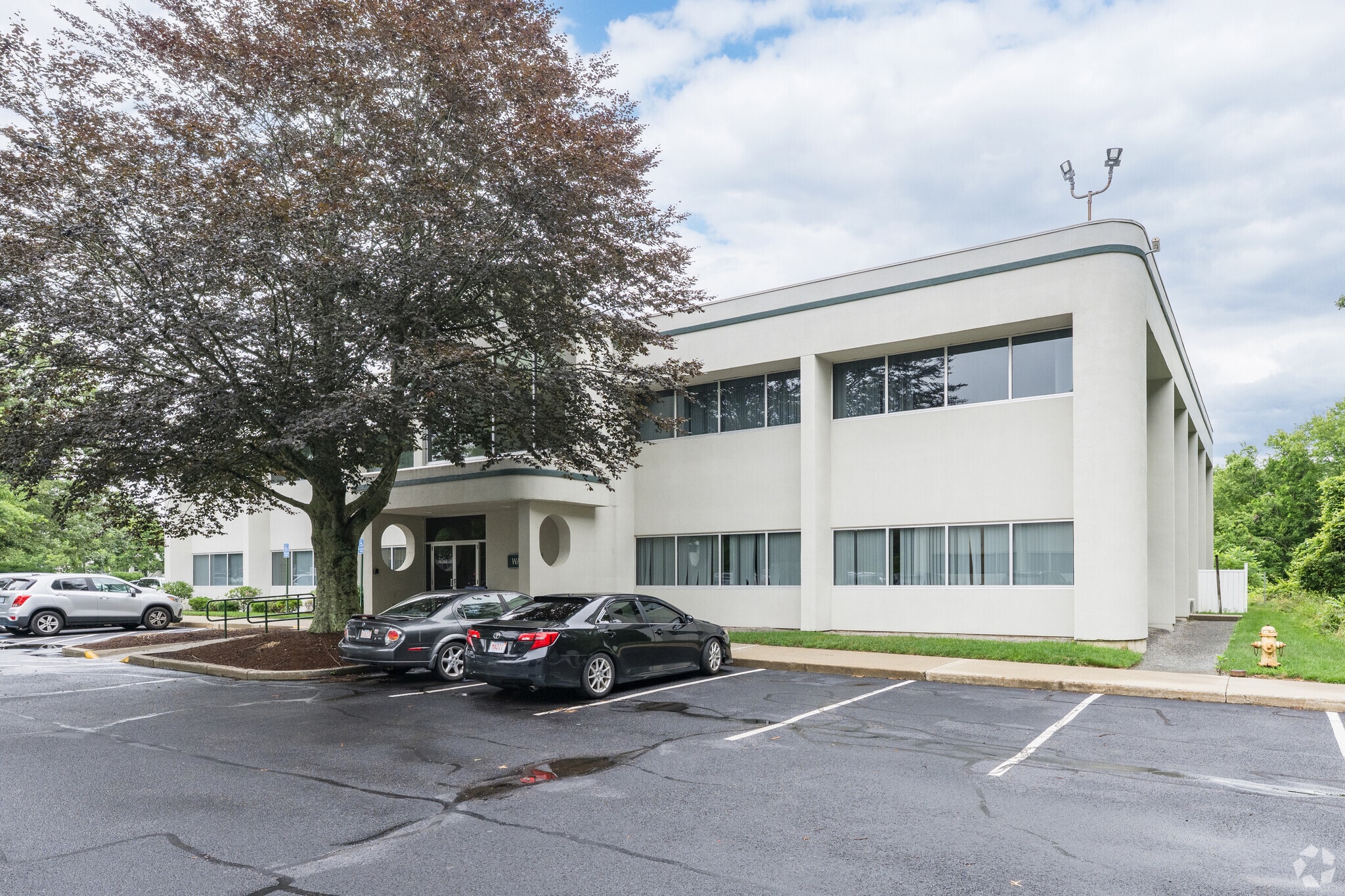 49 State Rd, North Dartmouth, MA for Rent