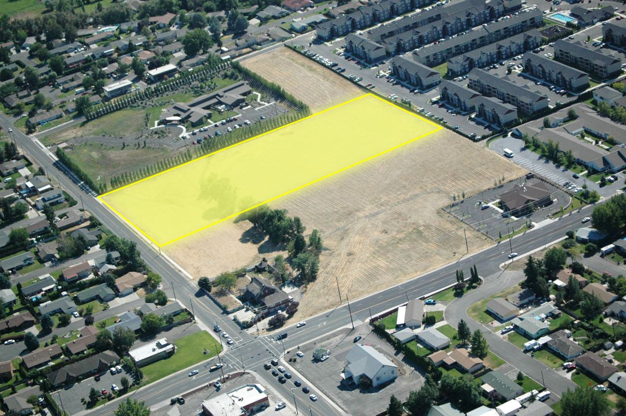 1120 S 48th Ave, Yakima, WA for Sale