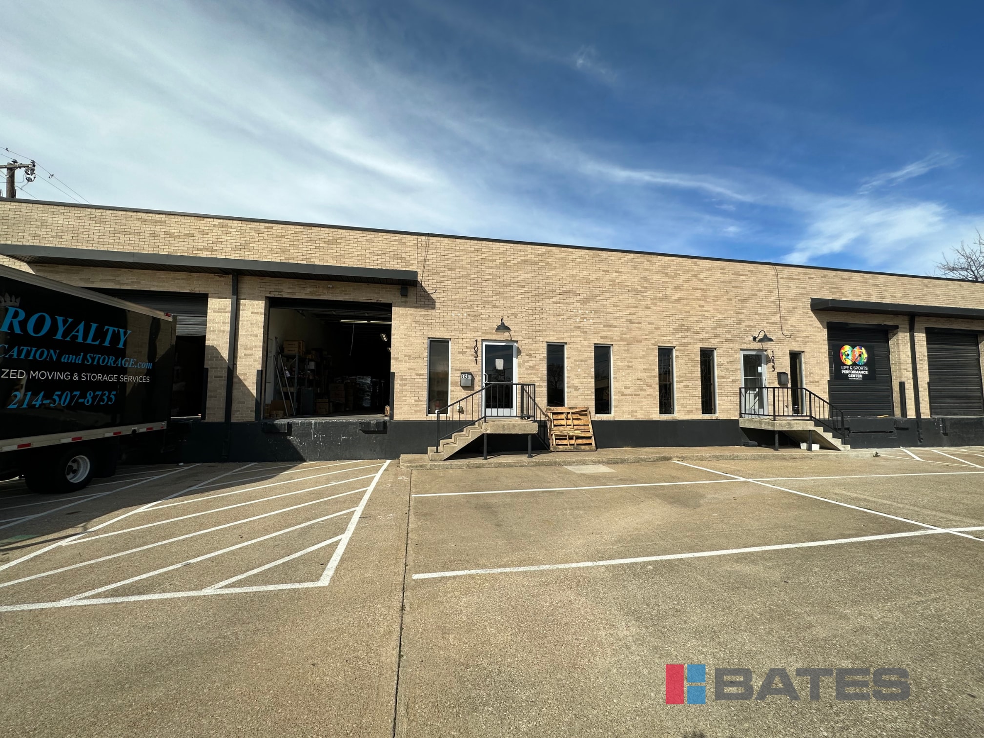 1031 Quaker St, Dallas, TX for Rent