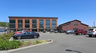 Roslyn, NY Retail - 17-21 Lumber Rd