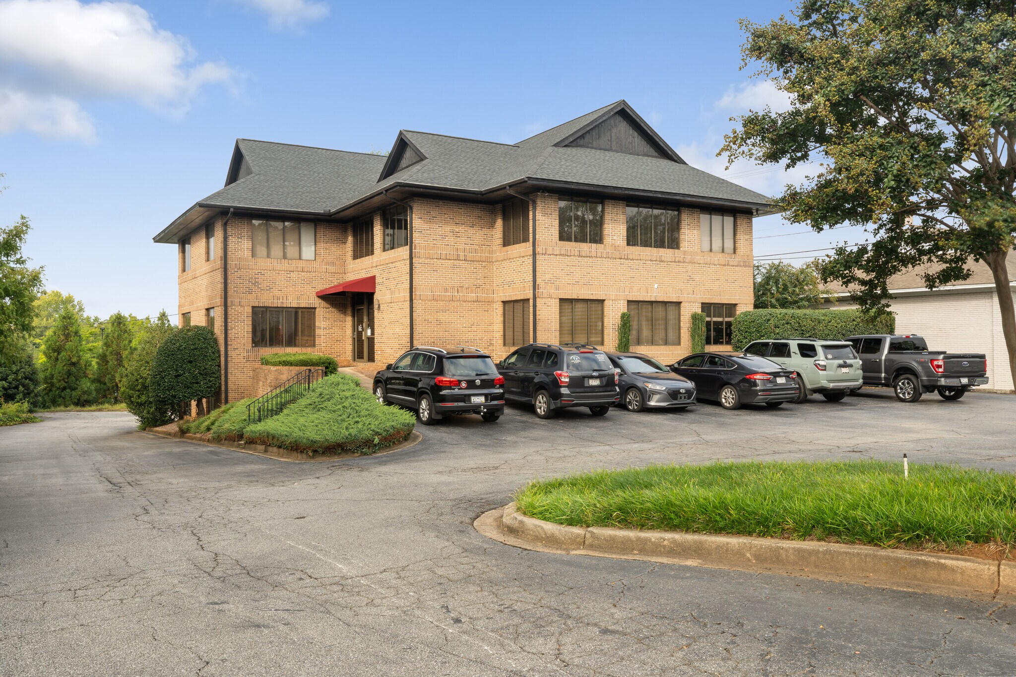 292 S Pine St, Spartanburg, SC for Rent