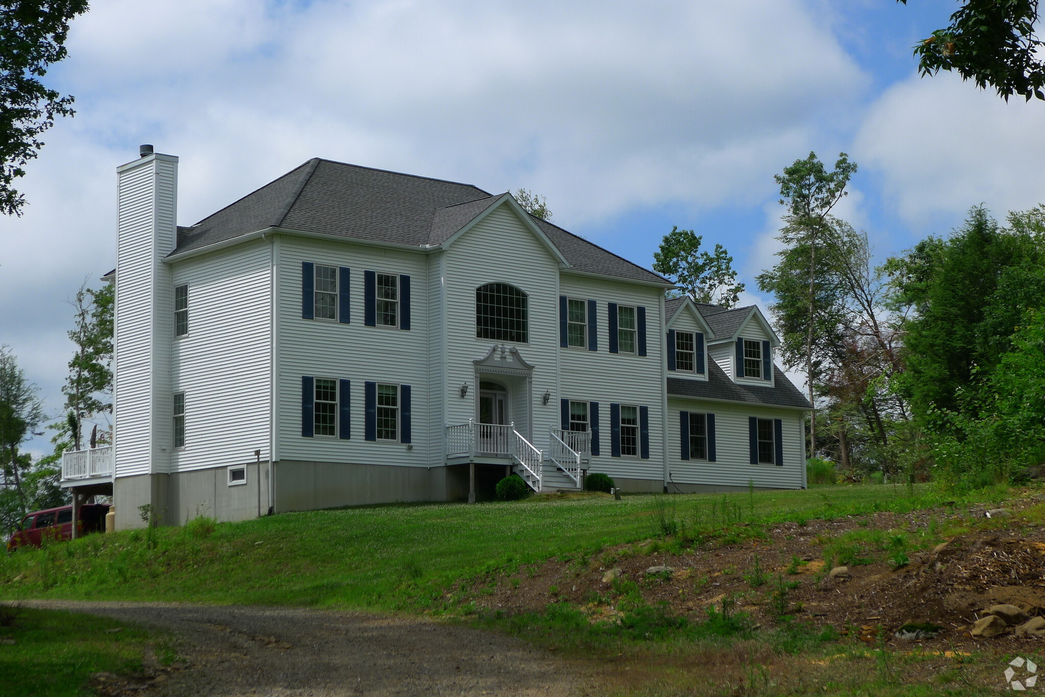 245 E Old Sturbridge Rd, Brimfield, MA for Rent