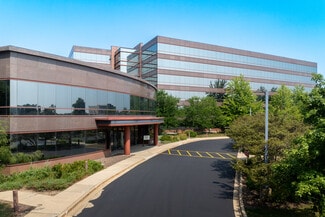 Lincolnshire, IL Office, Industrial - 4 Overlook Pt
