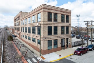 Chicago, IL Light Distribution - 1900 W Kinzie St