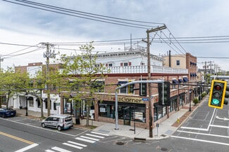 Bay Shore, NY Apartments - 1-3 Main St 2-4 4th Ave