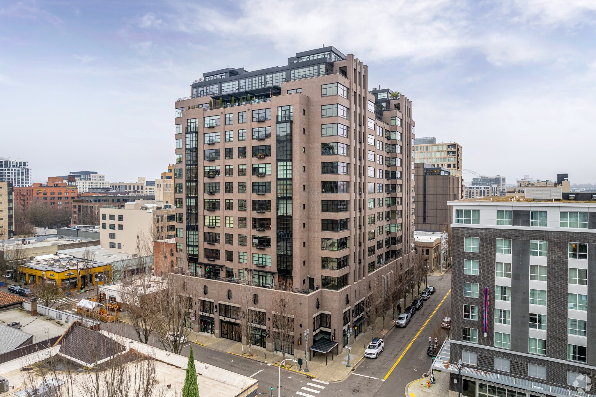 333-347 NW 9th Ave, Portland, OR for Sale