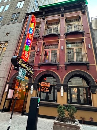 Chicago, IL Office - 327 S Plymouth Ct