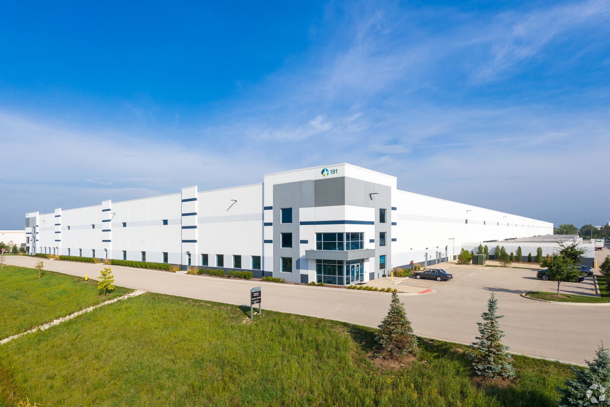 191 E North Ave, Carol Stream, IL for Rent