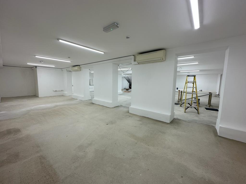 54 Goldhawk Rd, London, LND for Rent