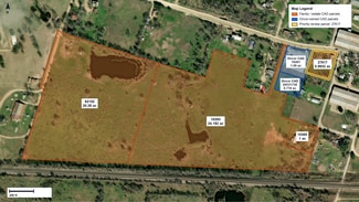 Cameron, TX Commercial - 704 S Ross Ave