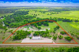 Rockdale, TX Residential Income - 1919 County Road 429