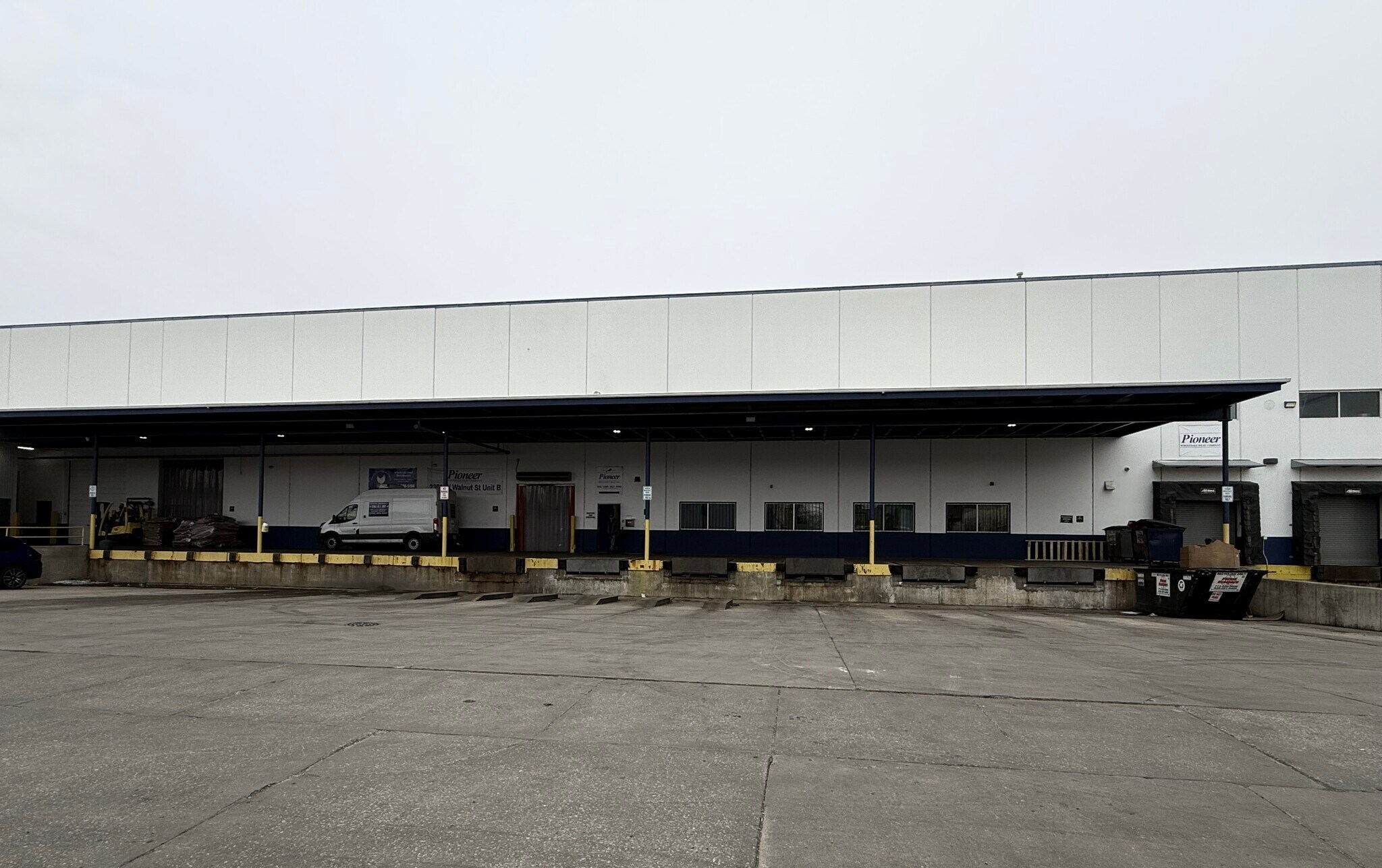 2301 W Walnut St, Chicago, IL for Rent