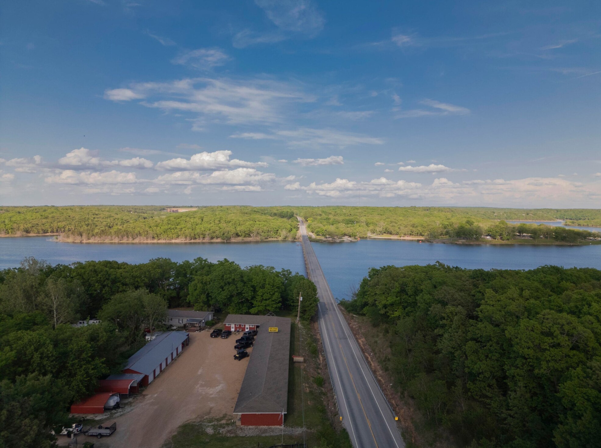 25654 Dove Dr, Pittsburg, MO for Sale