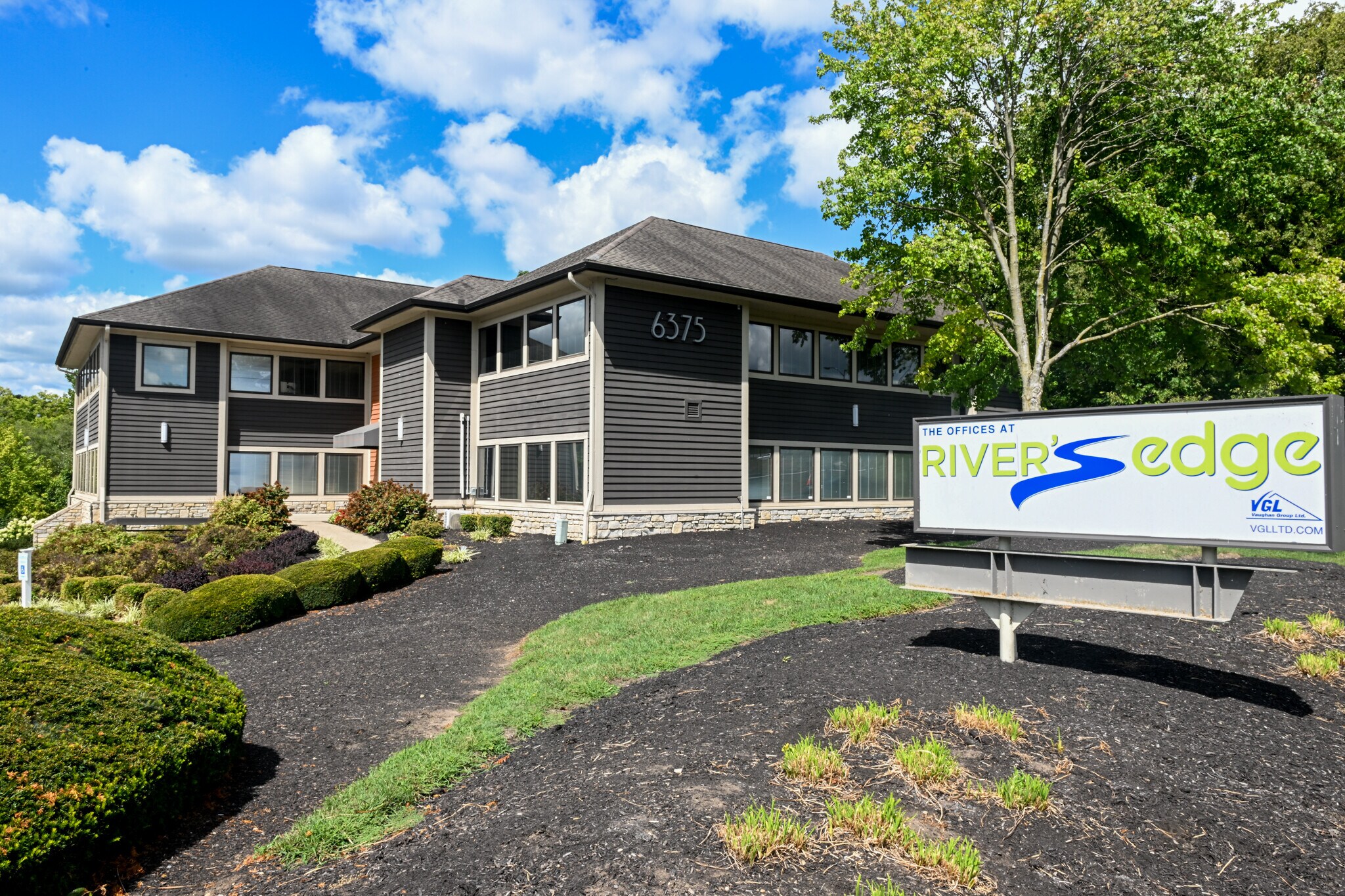 6375 Riverside Dr, Dublin, OH for Rent