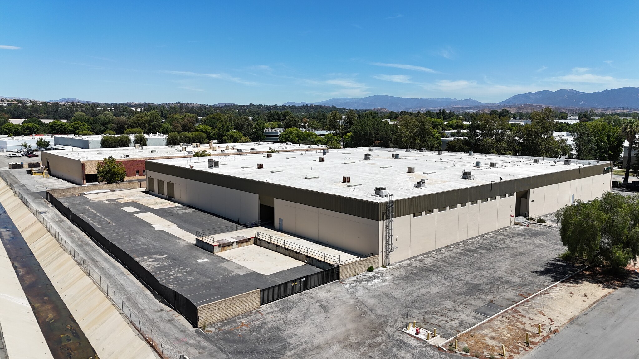 25371-25395 Rye Canyon Rd, Valencia, CA for Rent