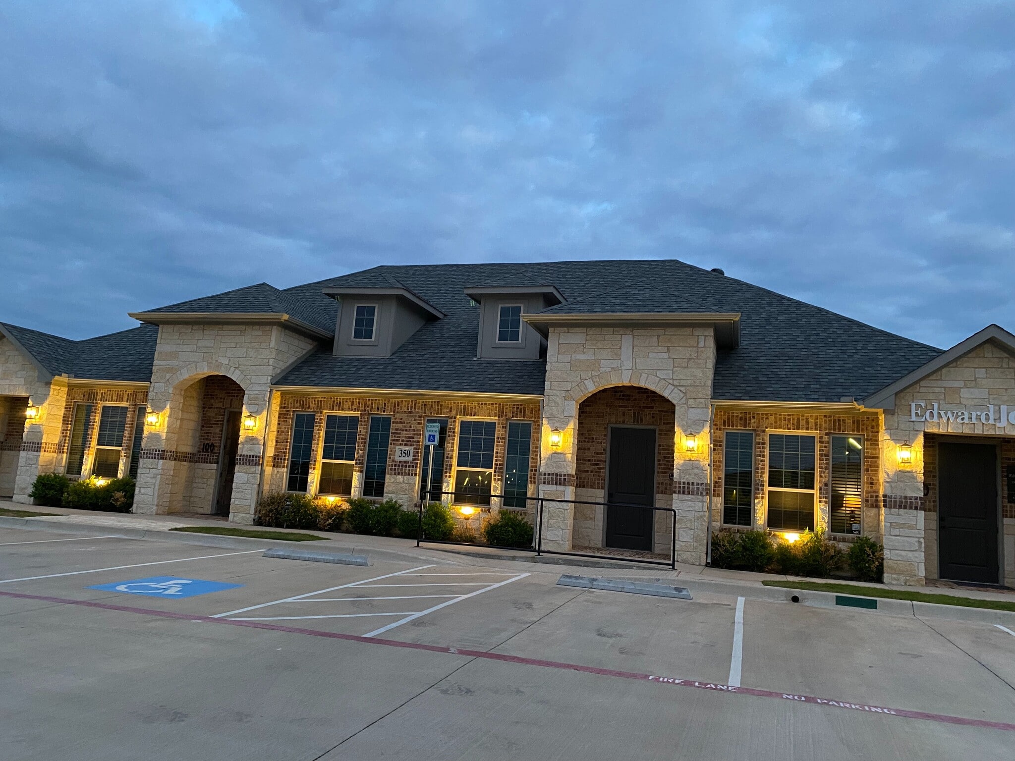 430 Hawkins Run Rd, Midlothian, TX for Rent