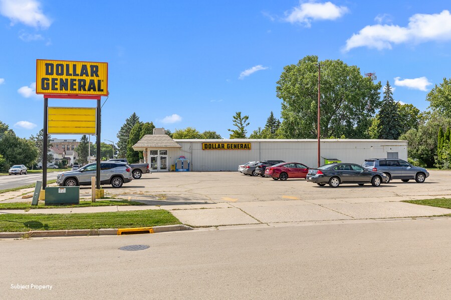 331 E Center St, Juneau, WI for Sale