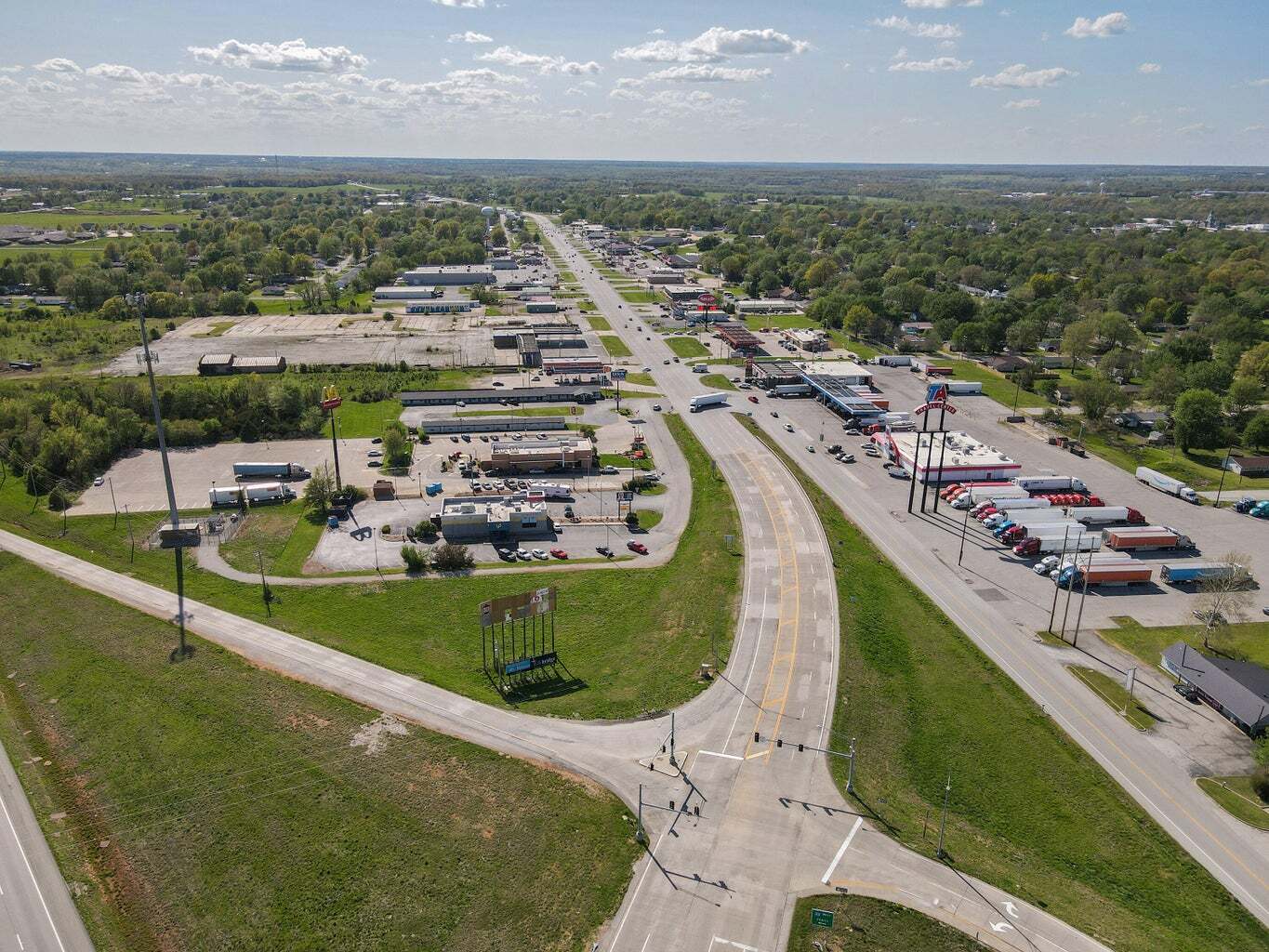 1200 Mt Vernon blvd, Mount Vernon, MO for Sale