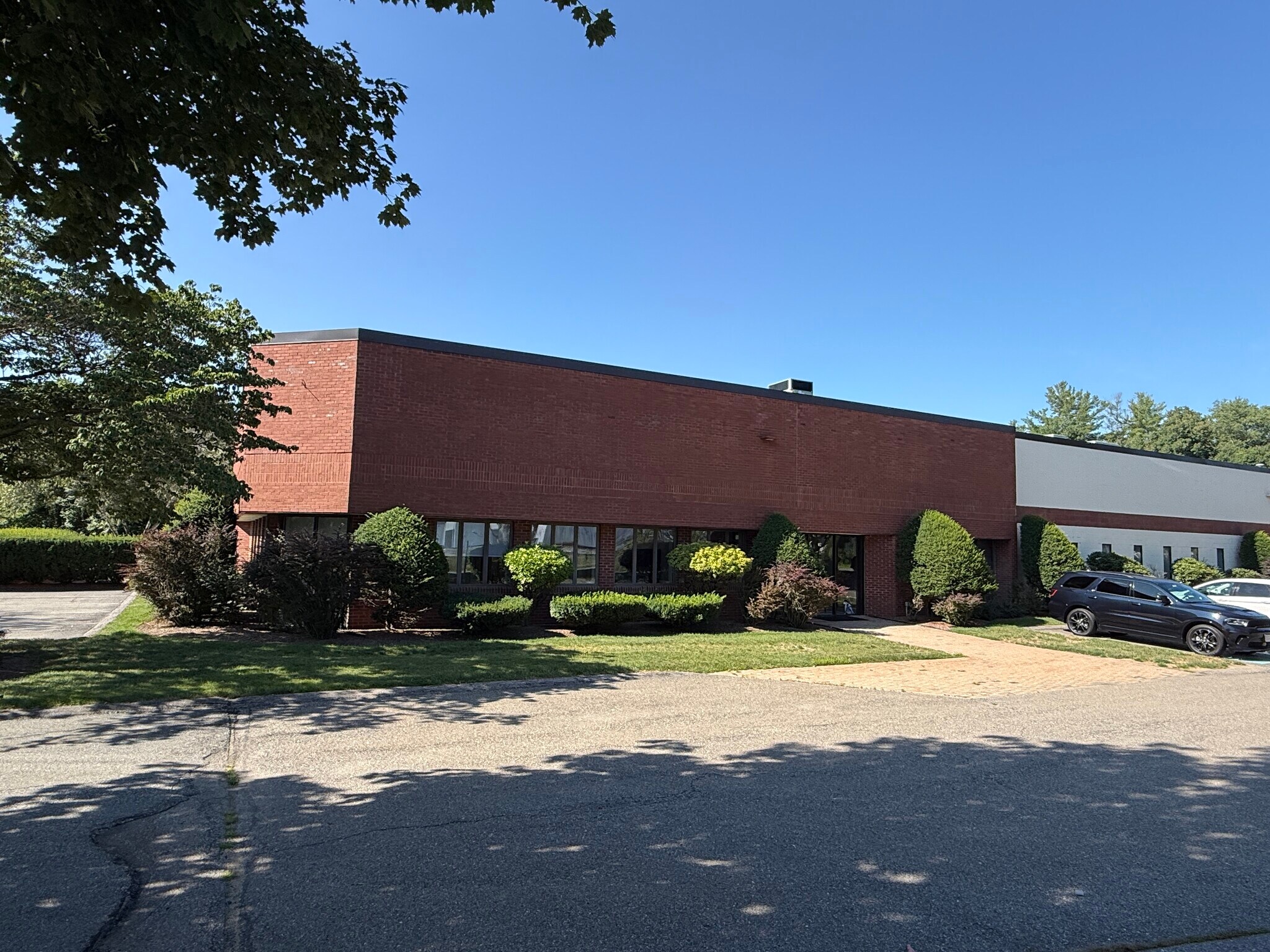 11 Willow Rd, Ayer, MA for Rent