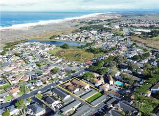 Marina, CA Apartments - 3110 Lake Dr