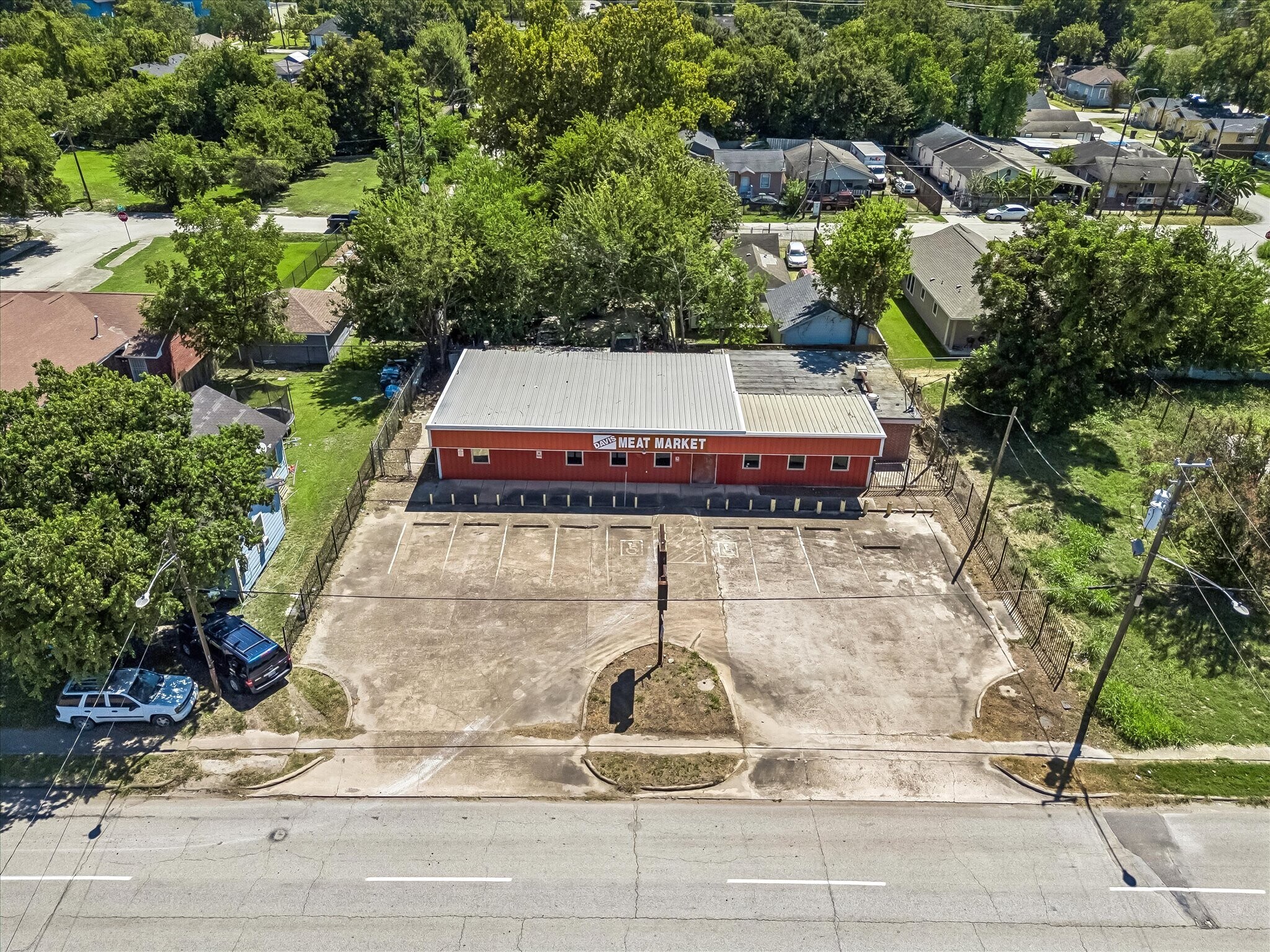 2206 Lockwood Dr, Houston, TX for Sale