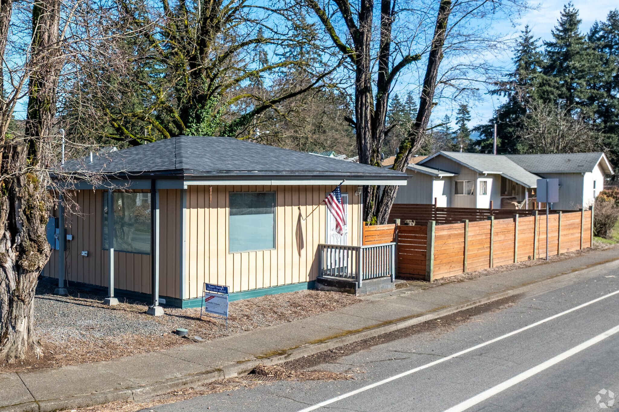 711 Main St, Lyons, OR for Sale