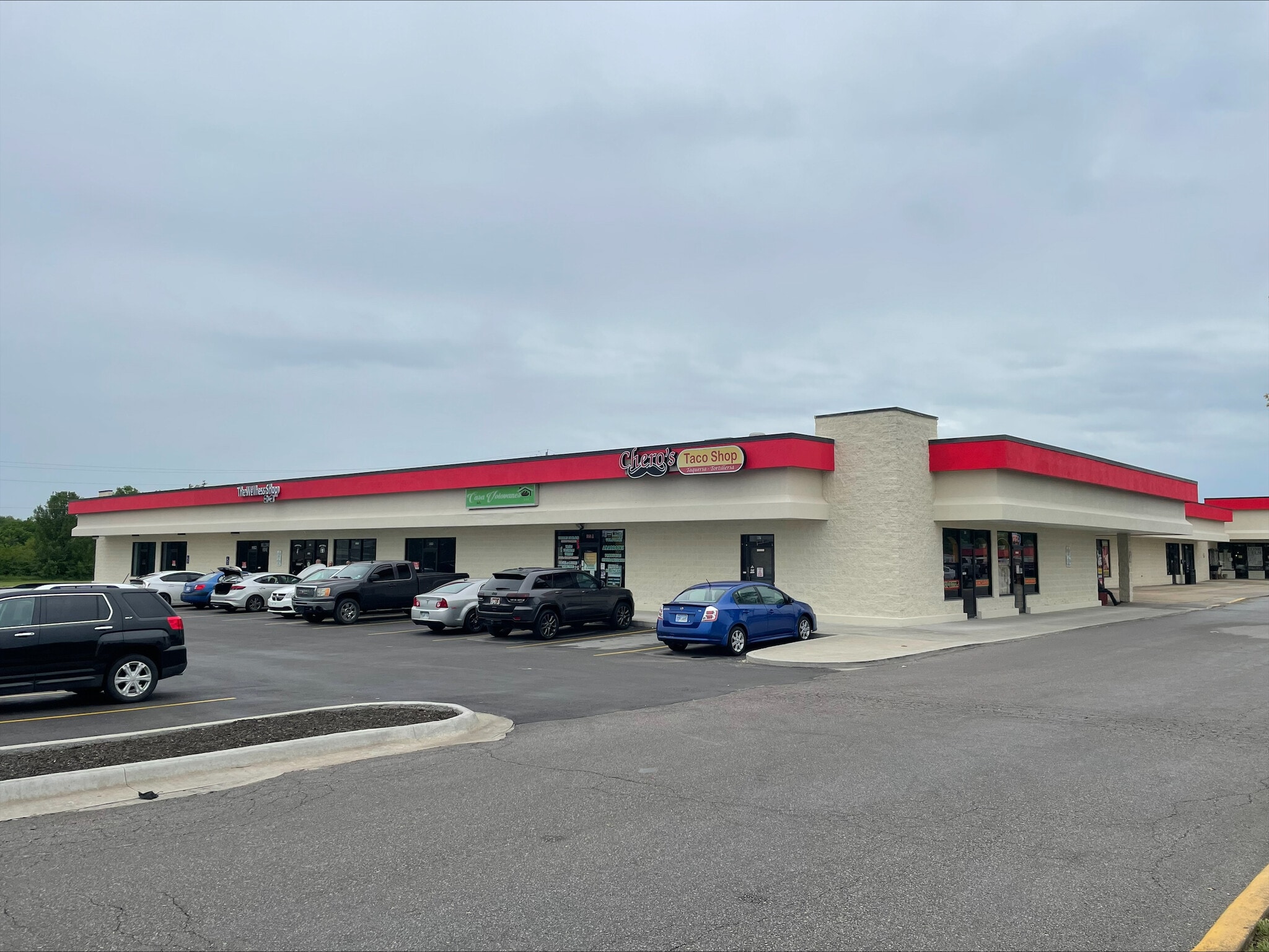 875-911 S Parker St, Olathe, KS for Rent