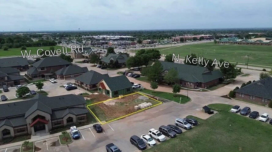 2828 N Kelly Ave, Edmond, OK for Sale