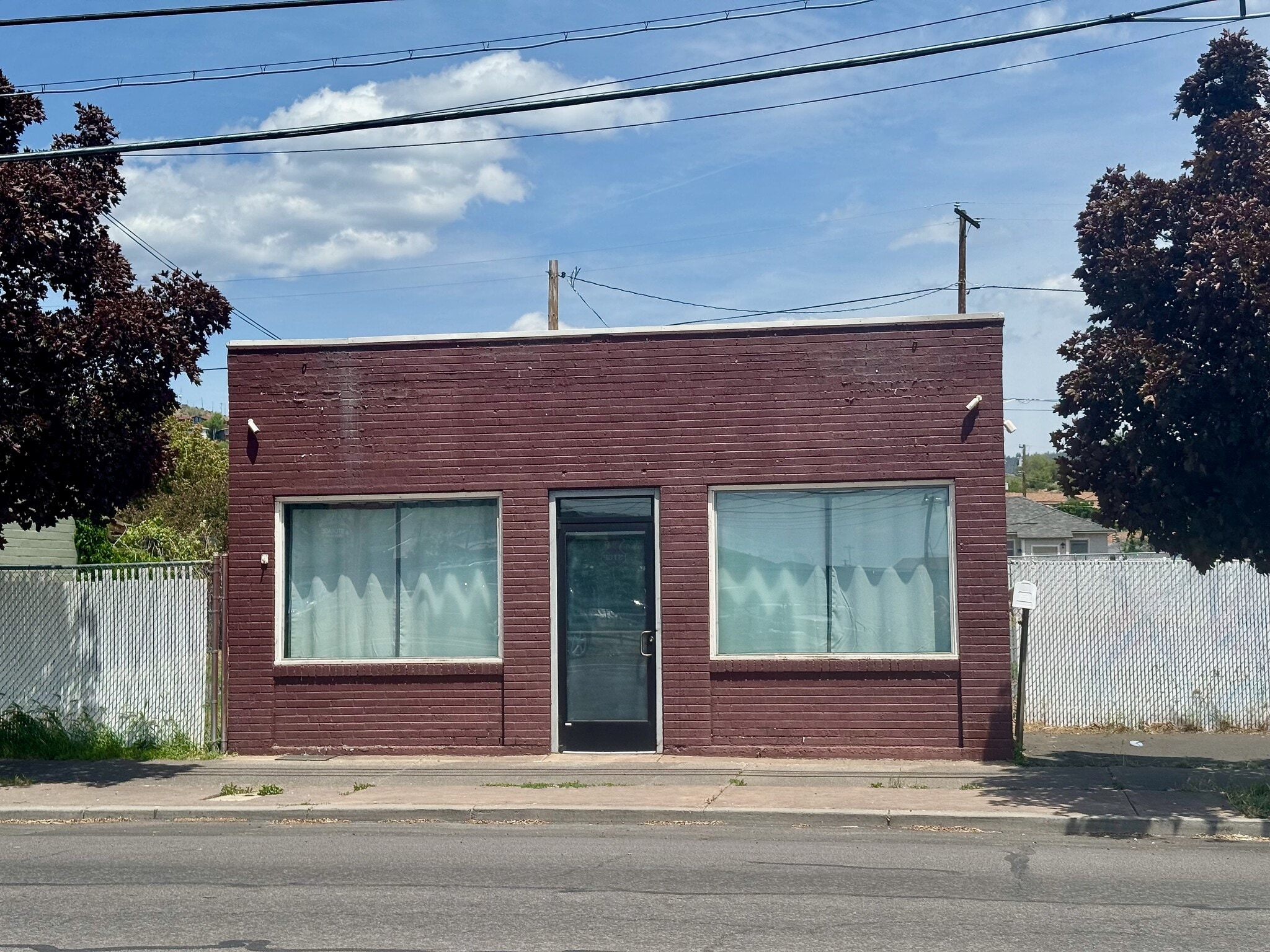 253 E Main St, Klamath Falls, OR for Sale
