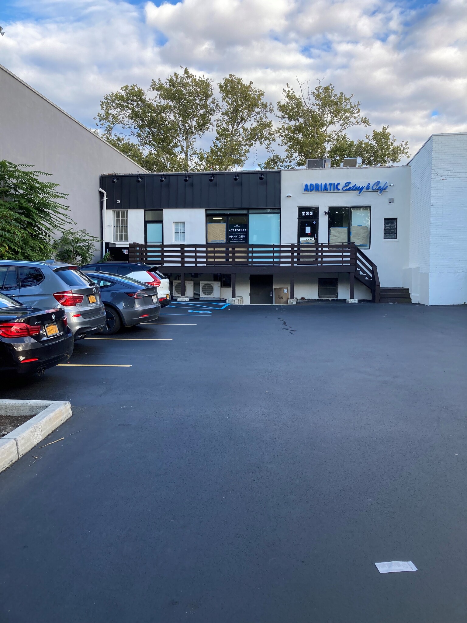 733 White Plains Rd, Scarsdale, NY for Rent